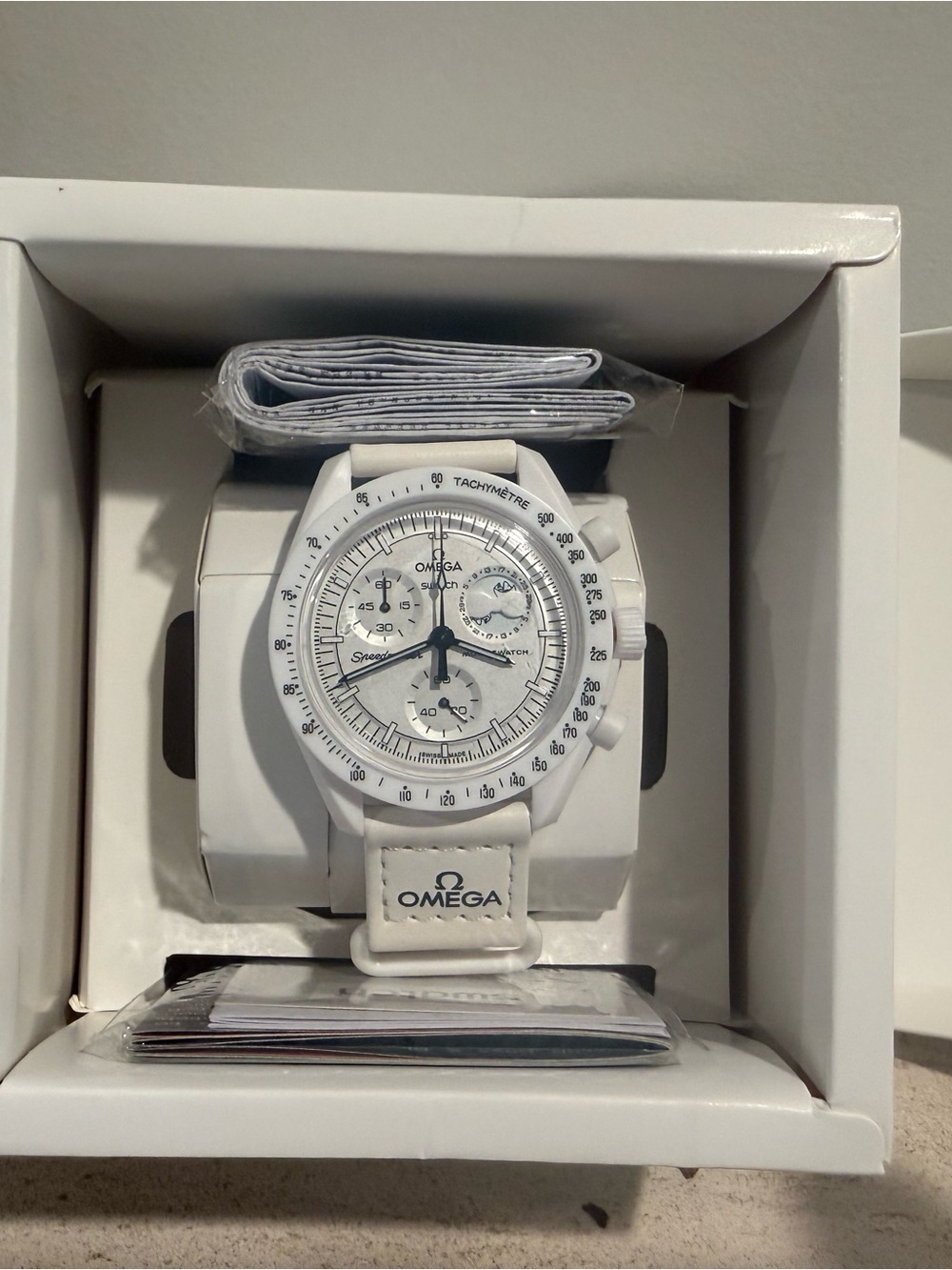 Omega x Swatch White&Black Text History Card